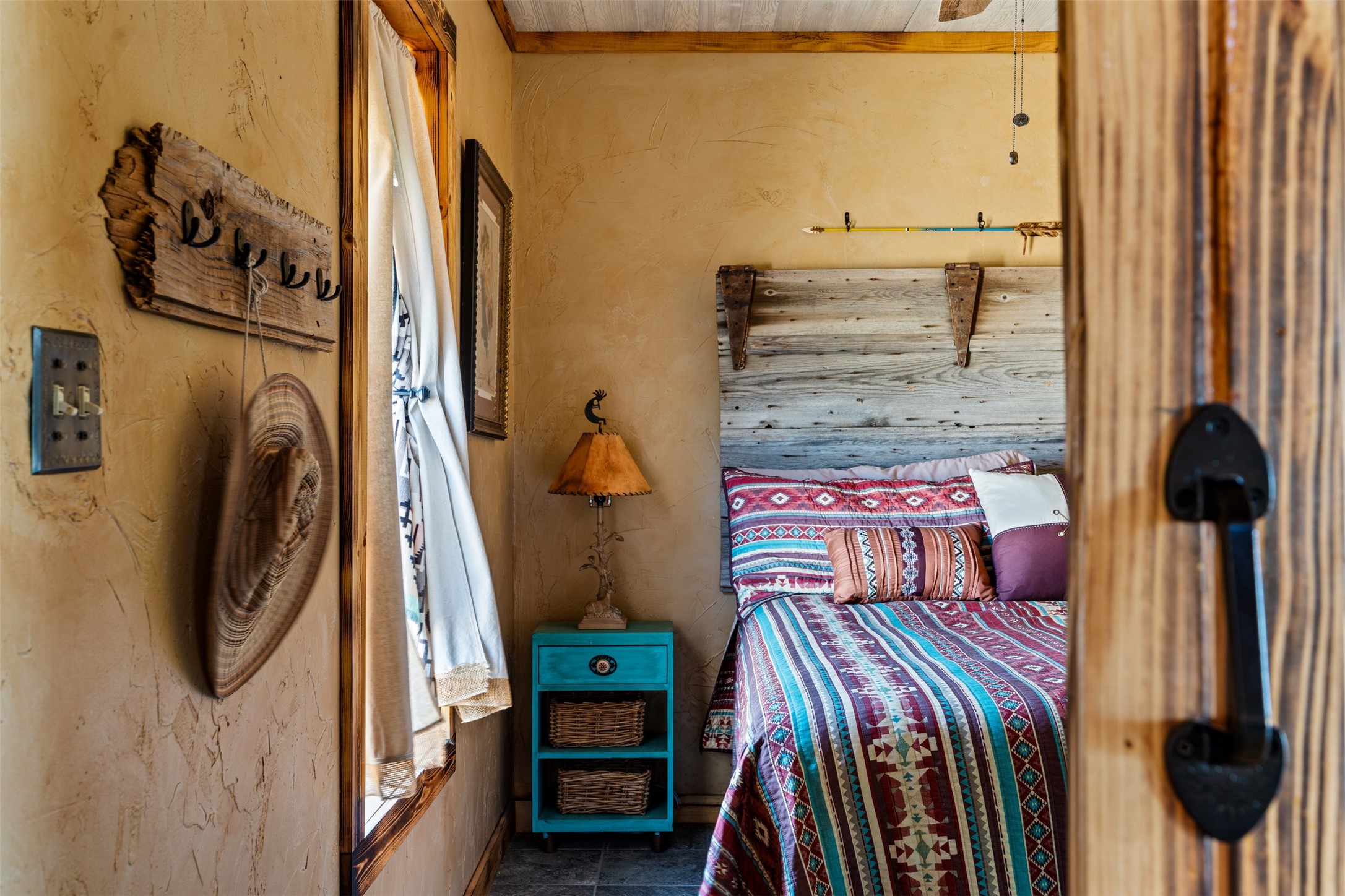 4221 Palo Amarillo Road Santa Rosa, NM 88435 - Photo 27 of 78 BEDROOM 2