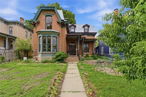 $350,000 | 516 Osage Street, Leavenworth, KS 66048