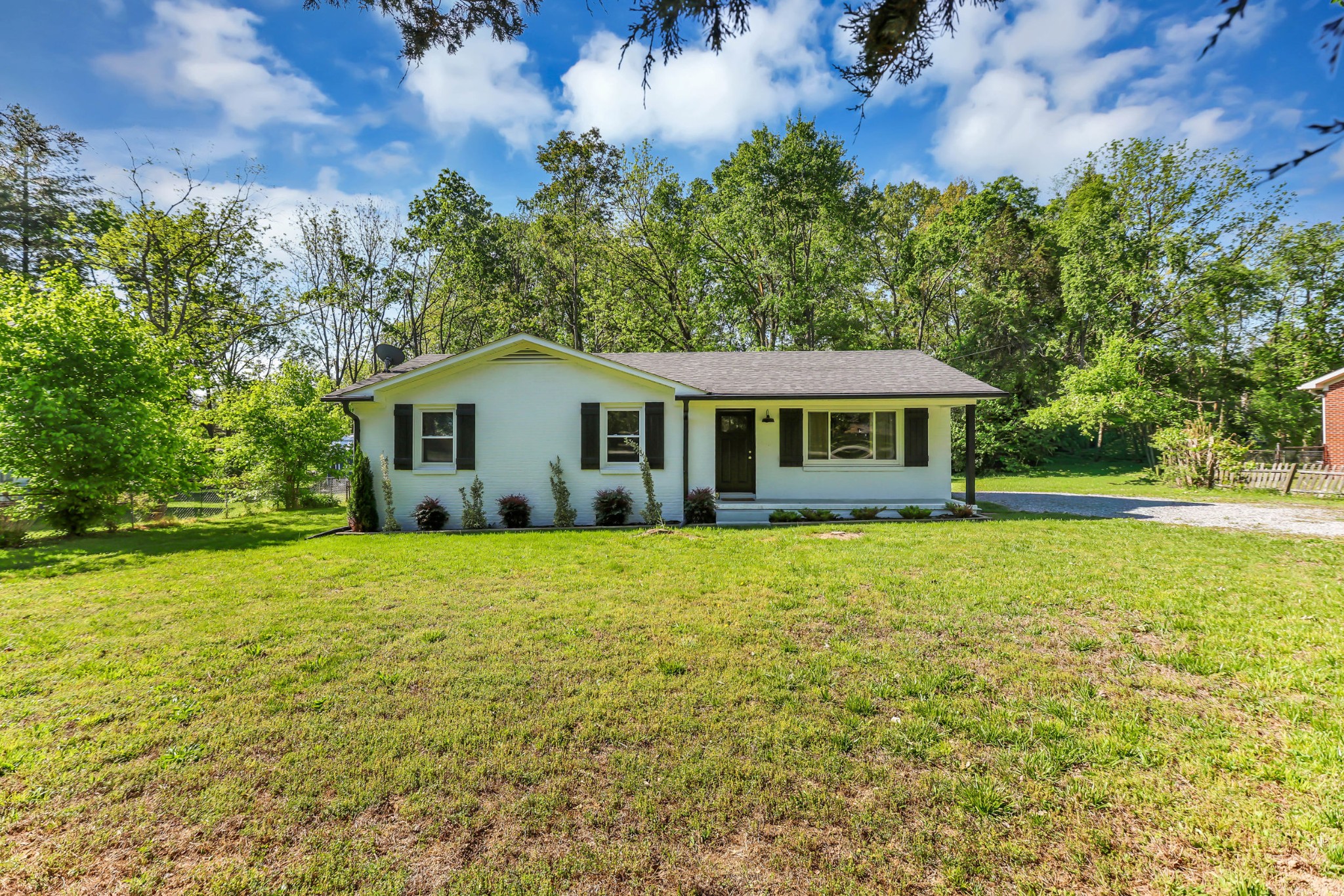 227 Staggs Drive Portland, TN 37148 - Photo 5 of 48