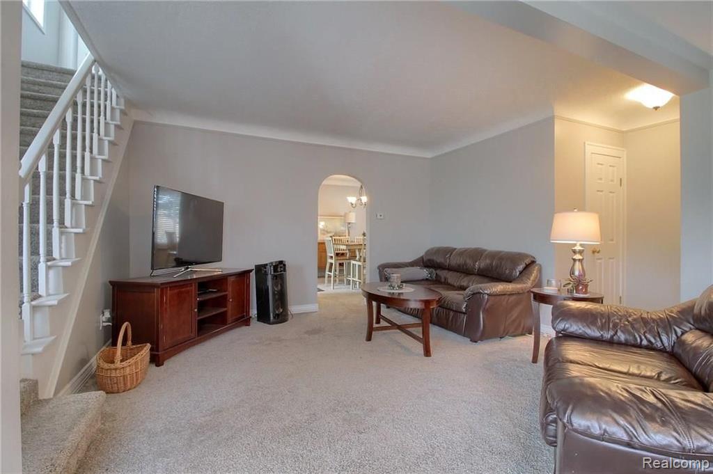 50180 Callens Road Chesterfield, MI 48047 - Photo 7 of 33