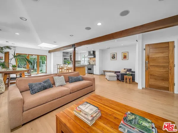 $11,850 | 7844 Stewart Avenue, Unit AB, Los Angeles, CA 90045