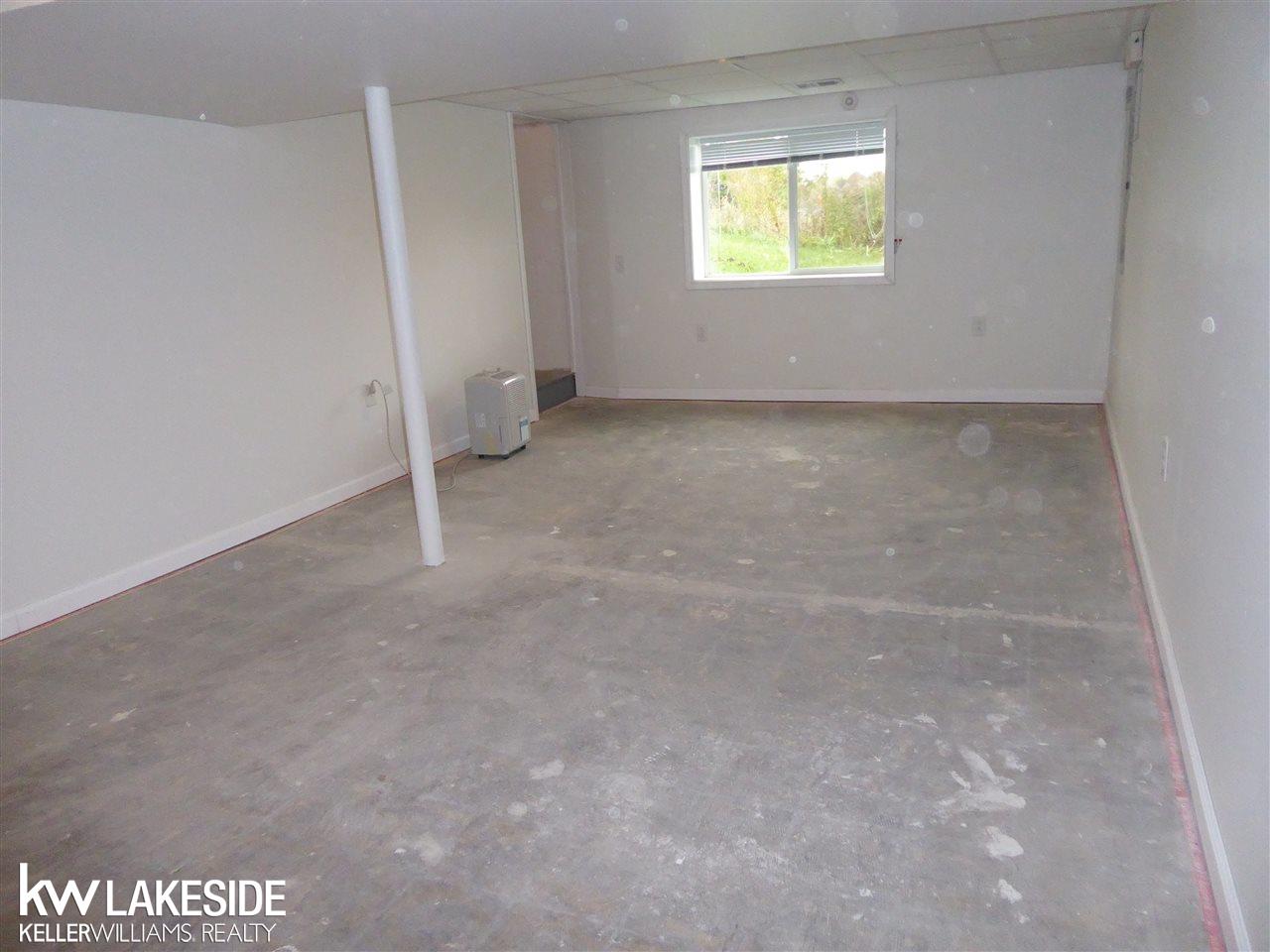 14950 29 Mile Road Washington, MI 48094 - Photo 25 of 35 31306615-25.JPG