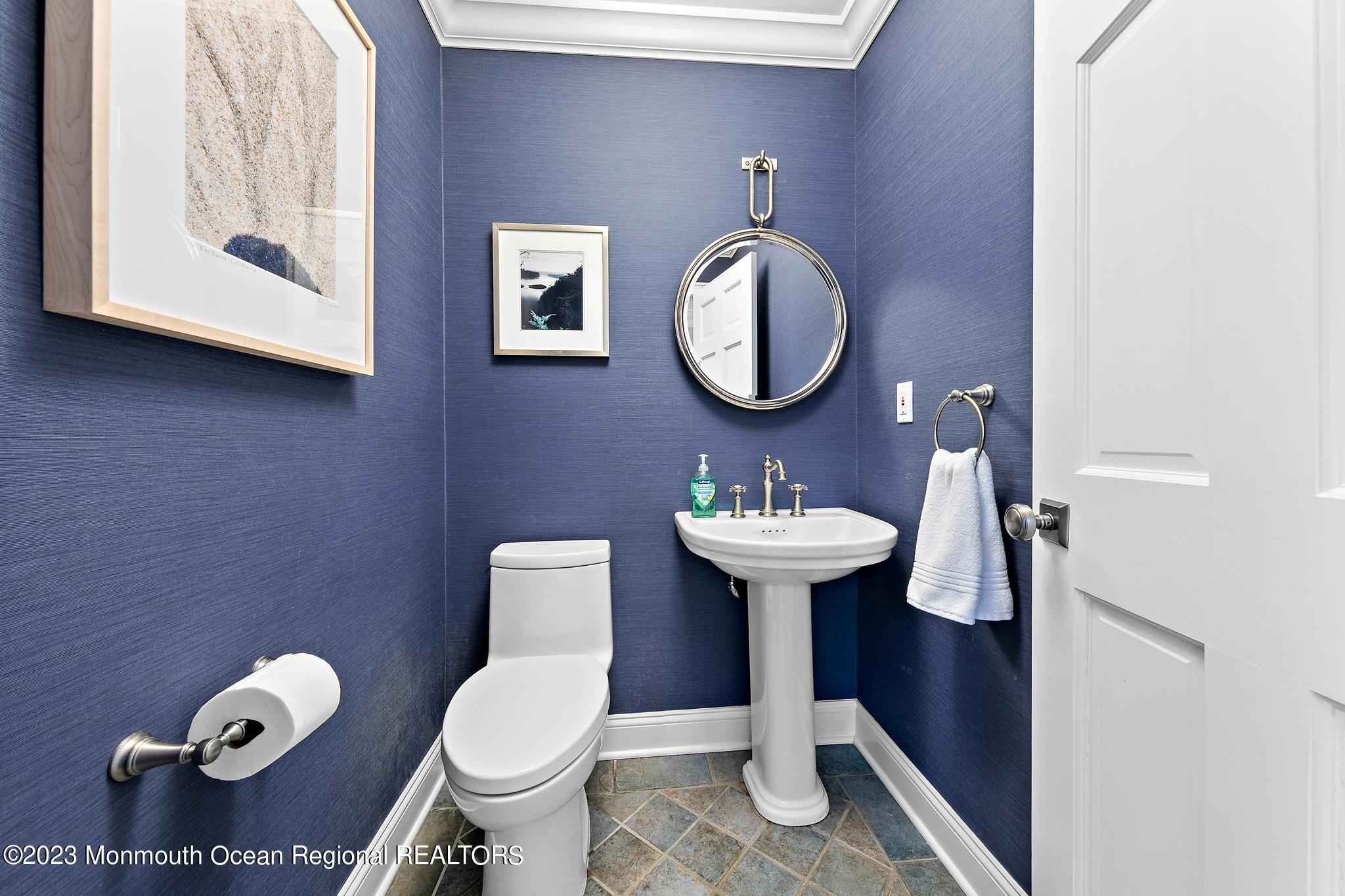 17 Circle Drive Rumson, NJ 07760 - Photo 20 of 54 17Circle-23