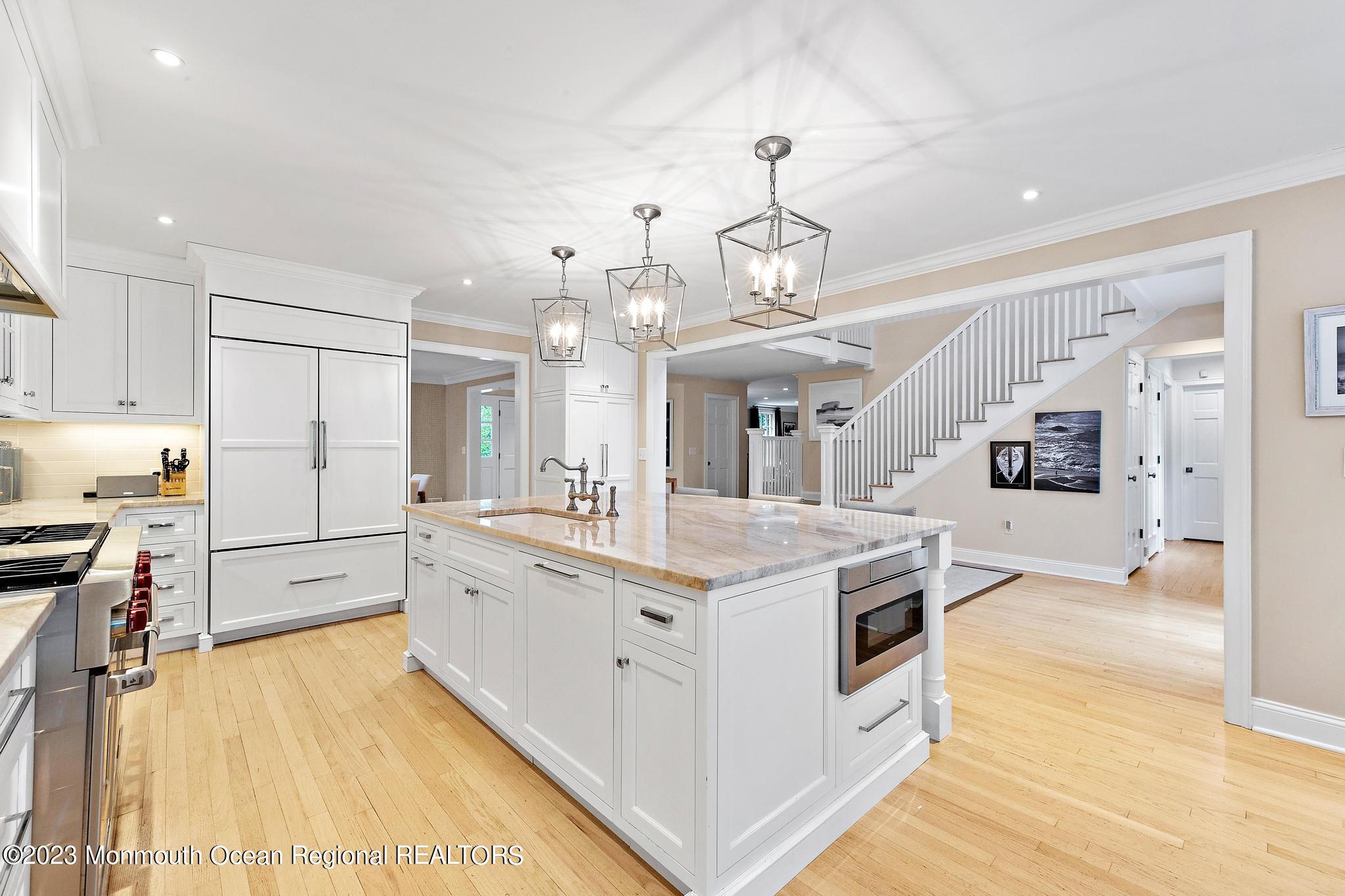 17 Circle Drive Rumson, NJ 07760 - Photo 9 of 54 17Circle-14