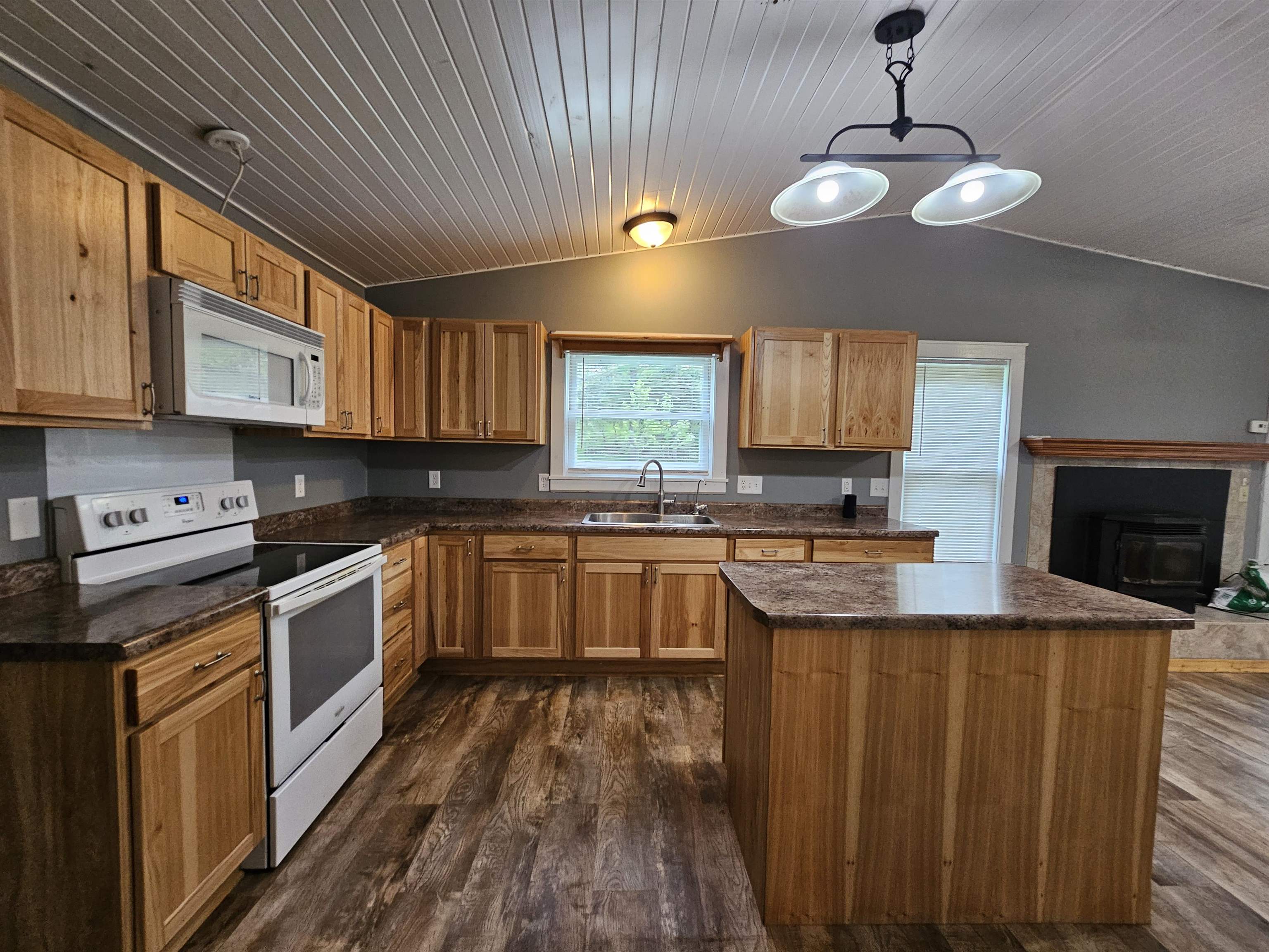 E5897 North Shore Road Weyauwega, WI 54983 - Photo 12 of 29