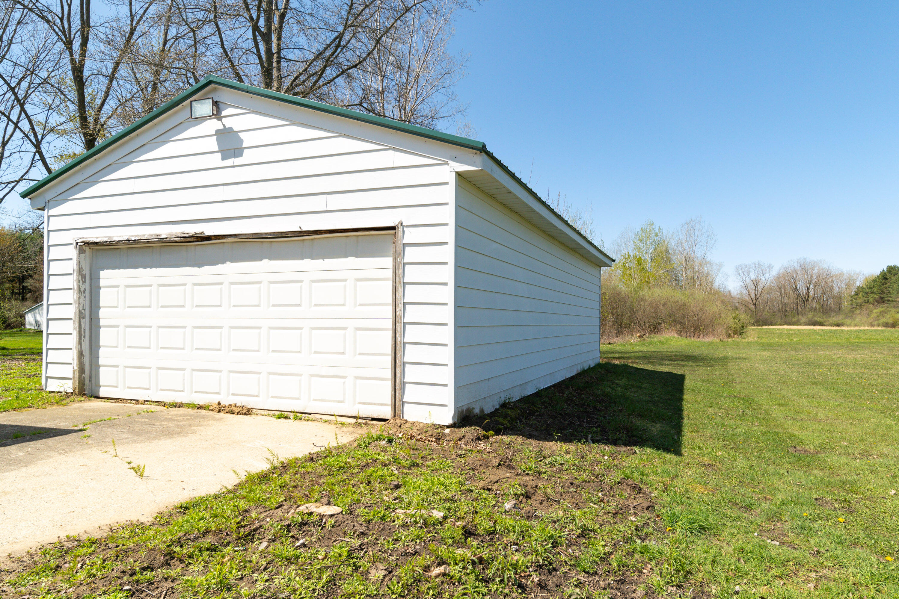 5460 Cole Road Saginaw, MI 48601 - Photo 27 of 28 20240425-DSC09898