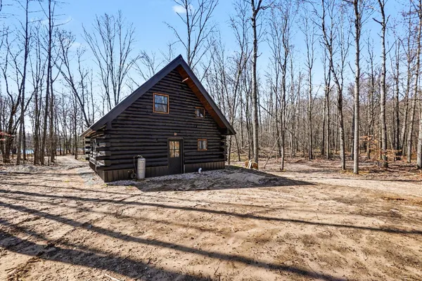 $199,700 | 10338 Alpine Drive, Reed City, MI 49677