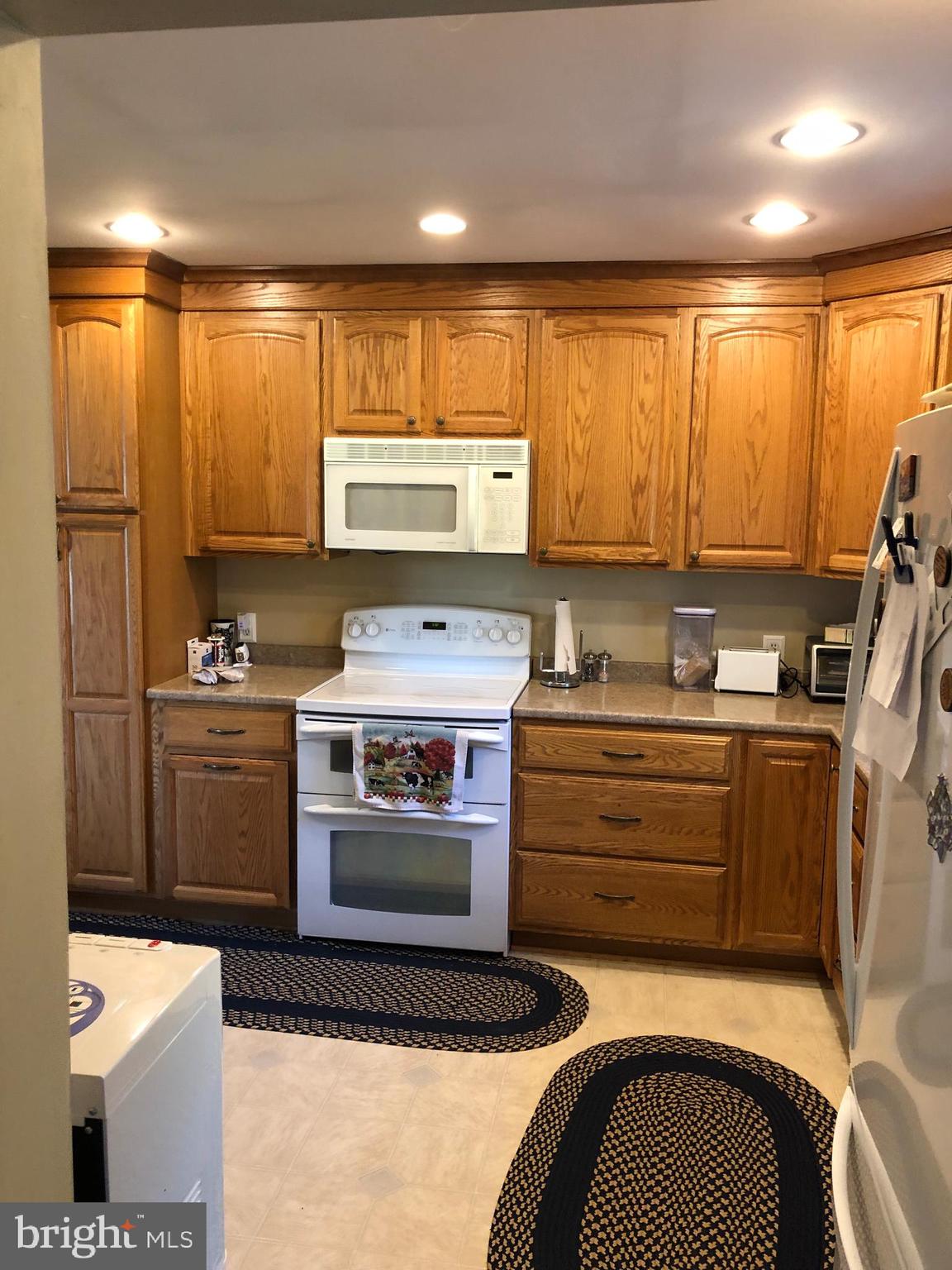 5390 Altenwald Road Waynesboro, PA 17268 - Photo 12 of 37 Kitchen