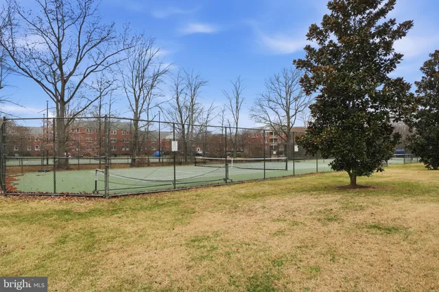 $290,000 | 6610 10th Street, Unit A2, Alexandria, VA 22307