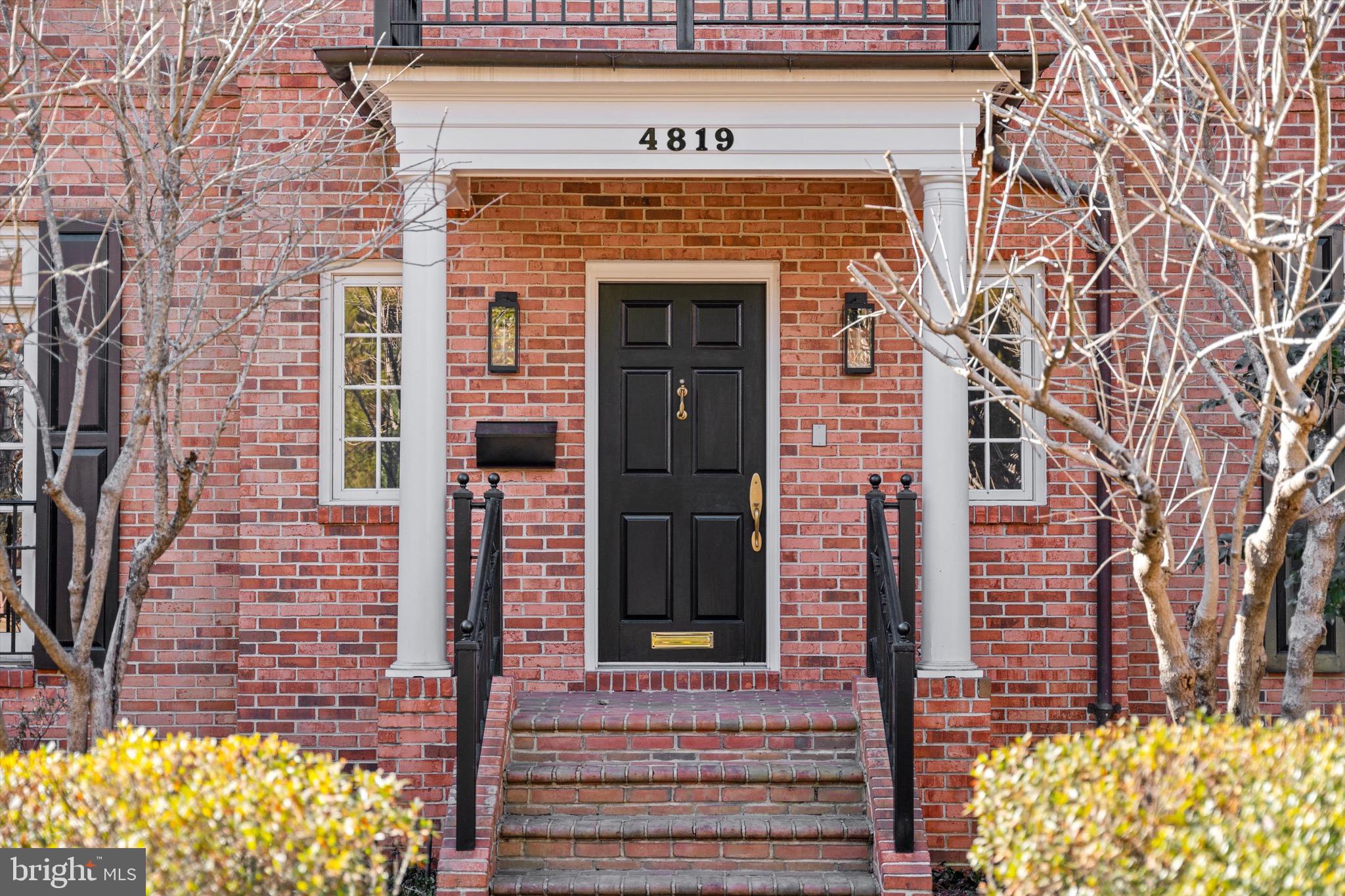 4819 Kemble Place Northwest Washington, DC 20007 - Photo 2 of 35