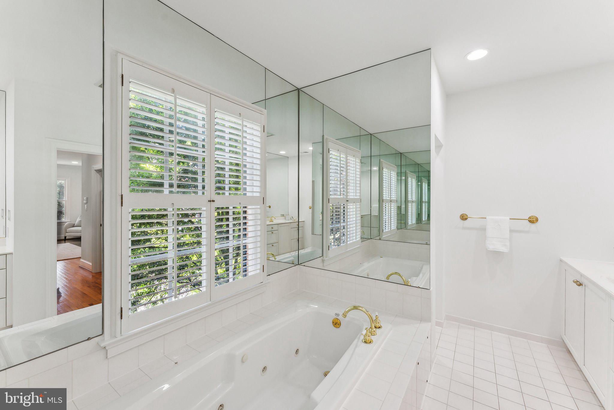 4819 Kemble Place Northwest Washington, DC 20007 - Photo 28 of 35