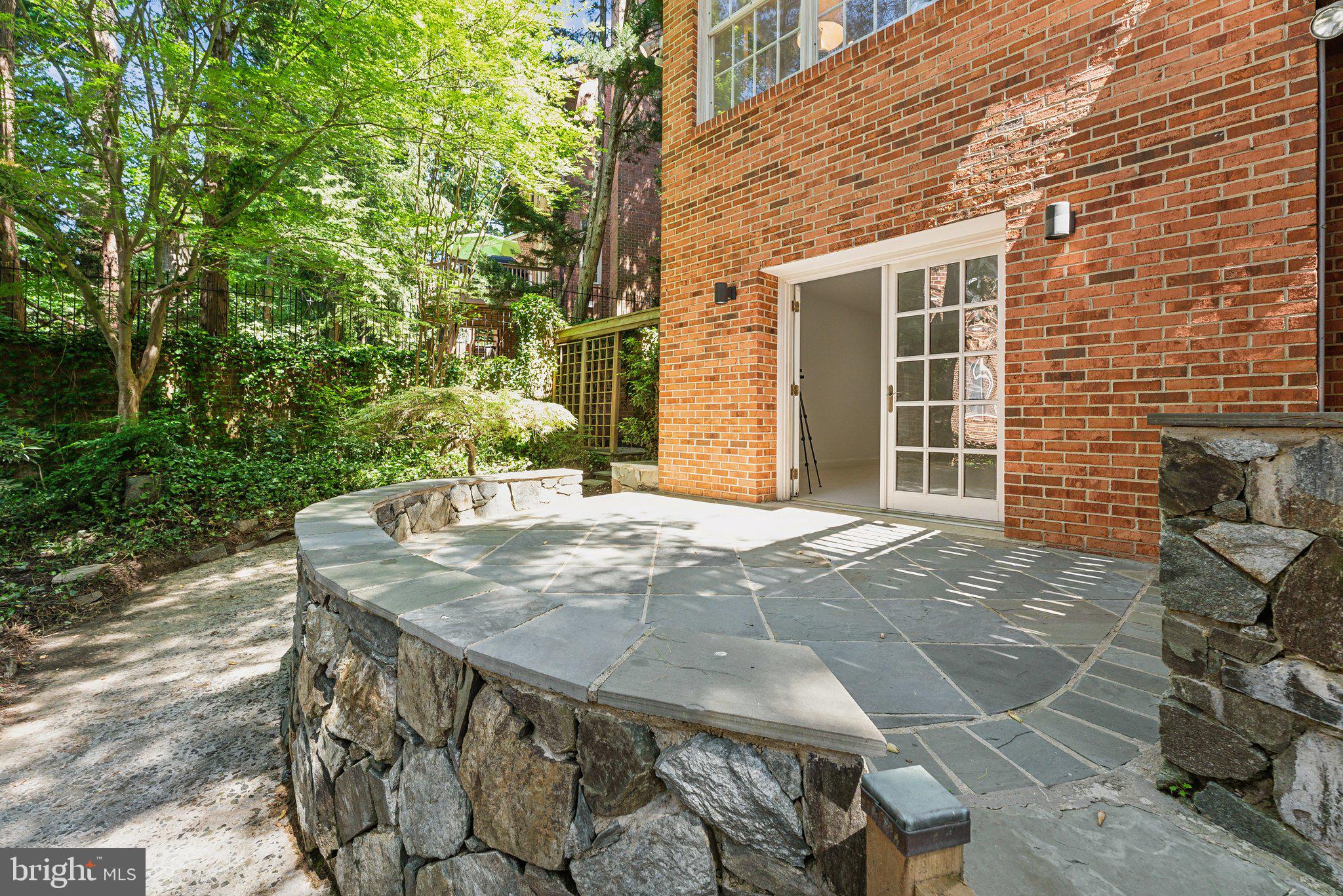 4819 Kemble Place Northwest Washington, DC 20007 - Photo 33 of 35