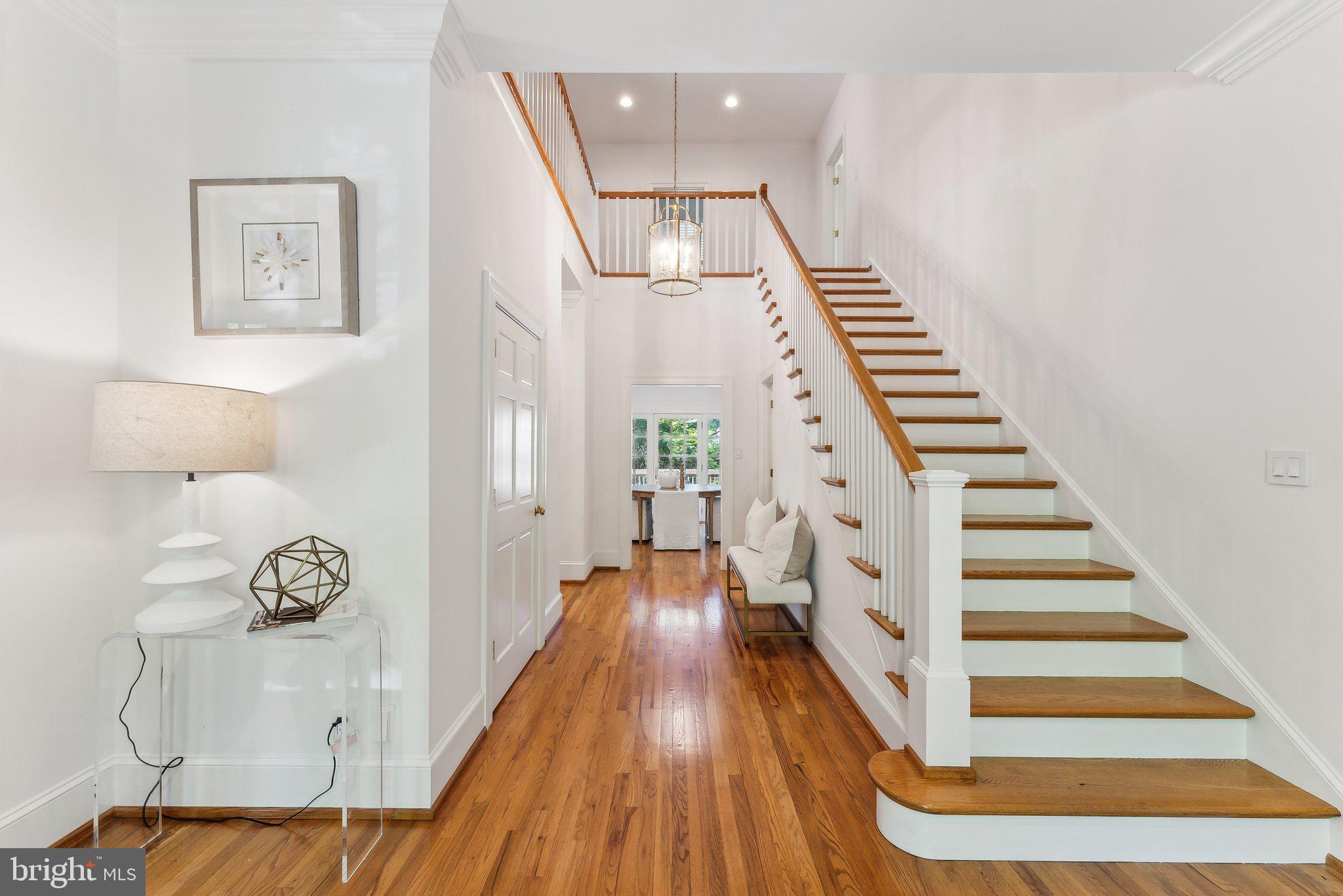 4819 Kemble Place Northwest Washington, DC 20007 - Photo 4 of 35