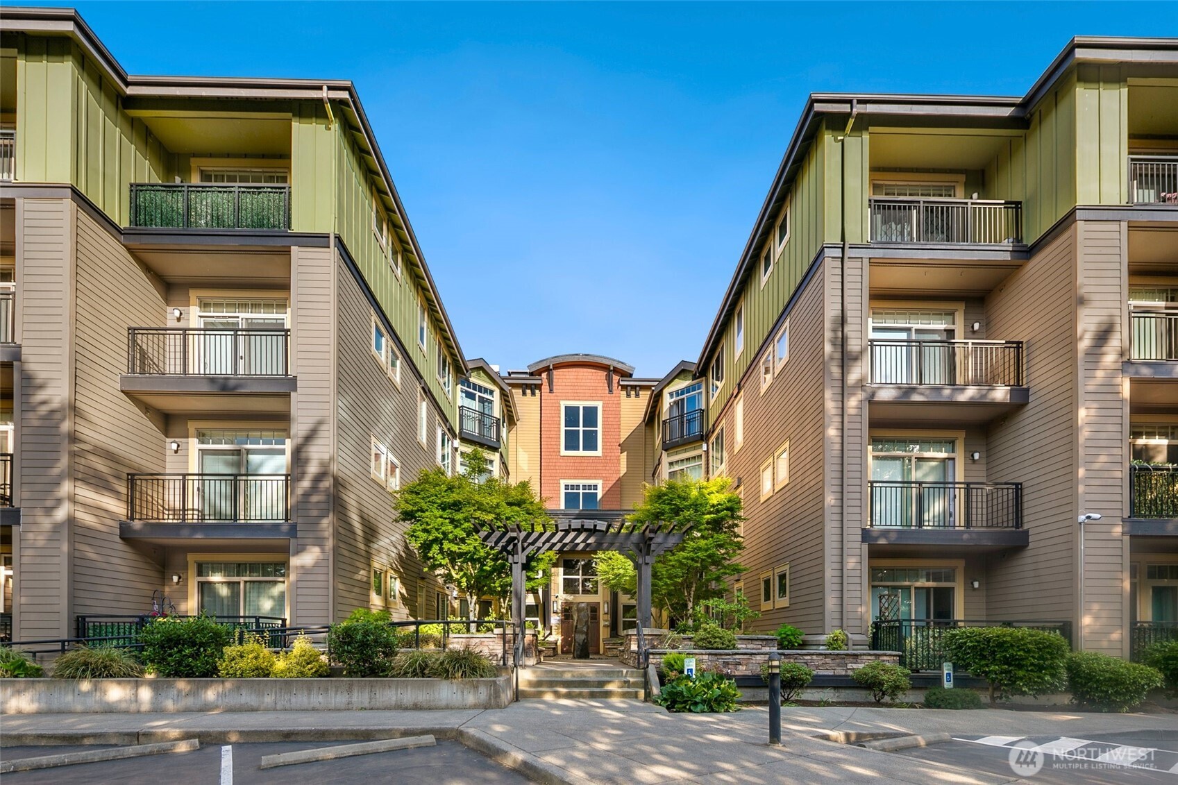 15730 116th Avenue Northeast, Unit 405 Bothell, WA 98011 - Photo 1 of 31