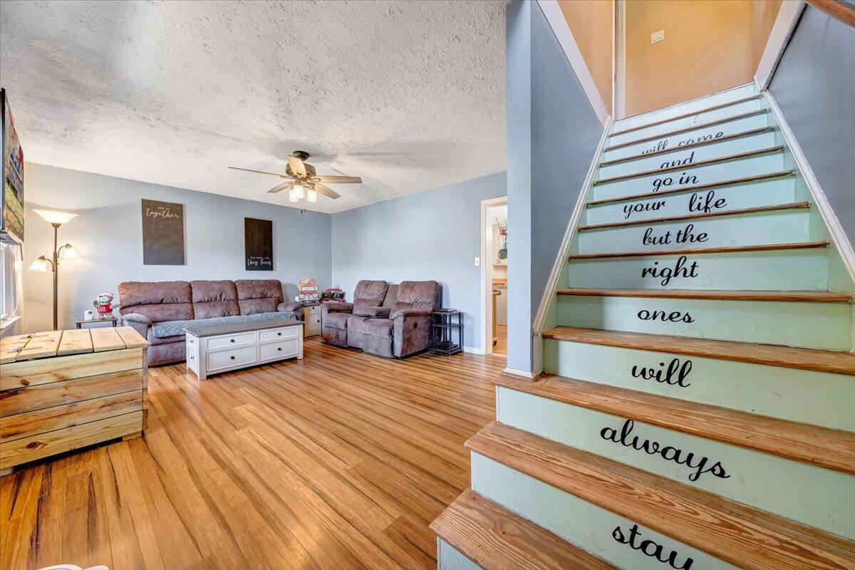 3288 Naff Road Boones Mill, VA 24065 - Photo 10 of 45 10-MIB06249