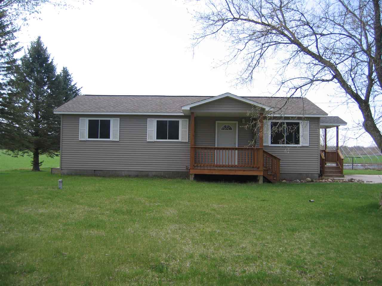 7121 West Sterling Road Sterling, MI 48659 - Photo 1 of 6 1846107.JPG