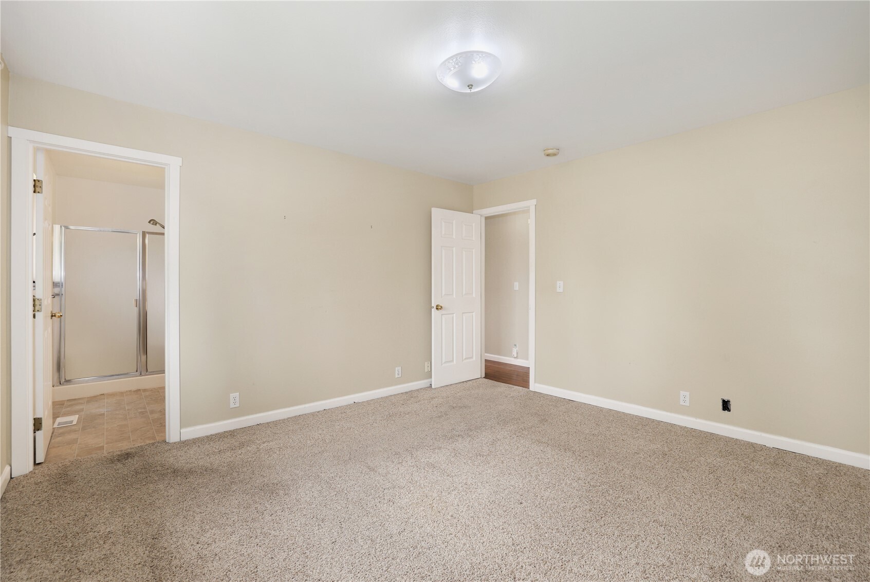 2947 Edel Avenue Enumclaw, WA 98022 - Photo 14 of 35 a view of an empty room