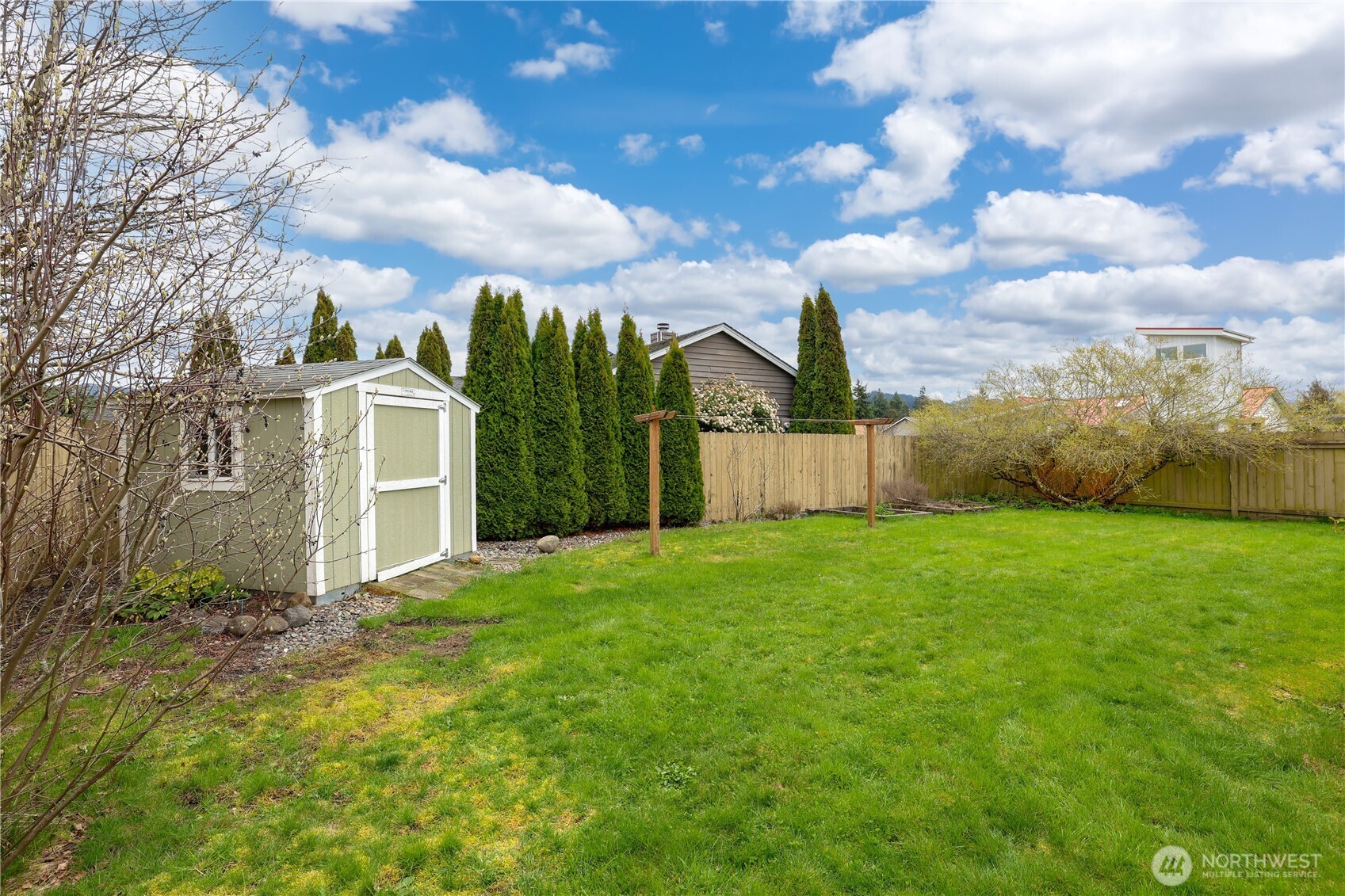 2947 Edel Avenue Enumclaw, WA 98022 - Photo 26 of 35 a view of a back yard of the house