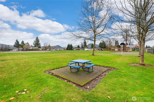 $580,000 | 2947 Edel Avenue, Enumclaw, WA 98022