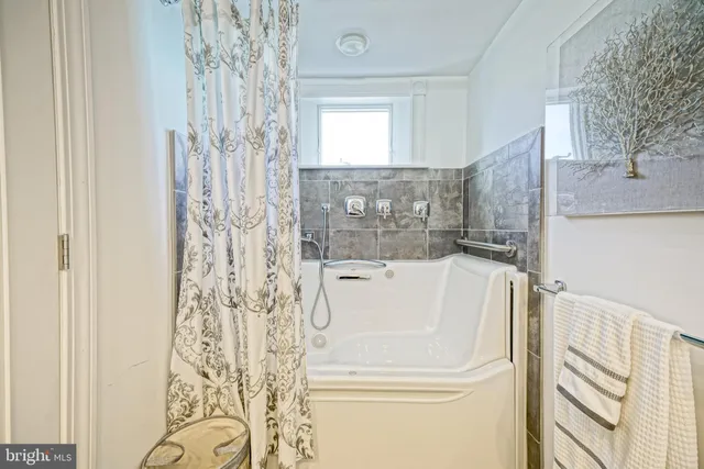 $2,699,900 | 225 2nd Street, Lewes, DE 19958