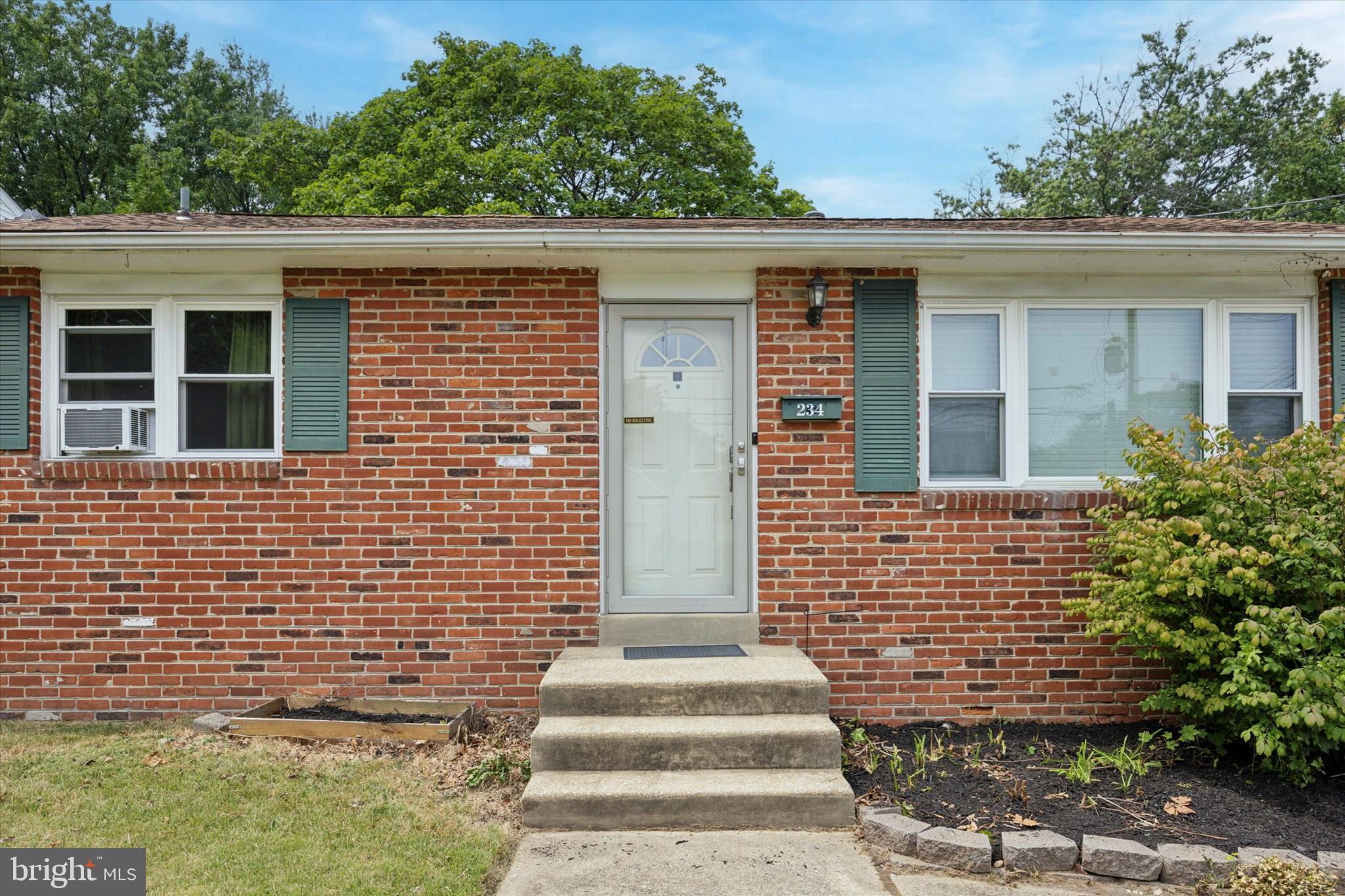 234 South Clinton Avenue Maple Shade, NJ 08052 - Photo 3 of 21 Gallery Image 3