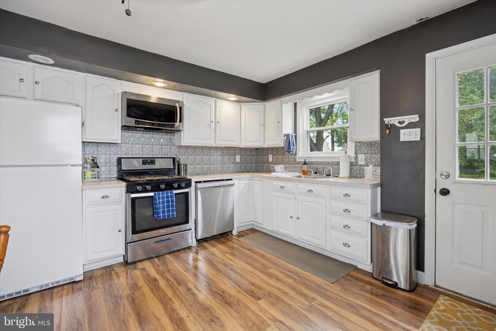 234 South Clinton Avenue Maple Shade, NJ 08052 - Photo 8 of 21 Gallery Image 8