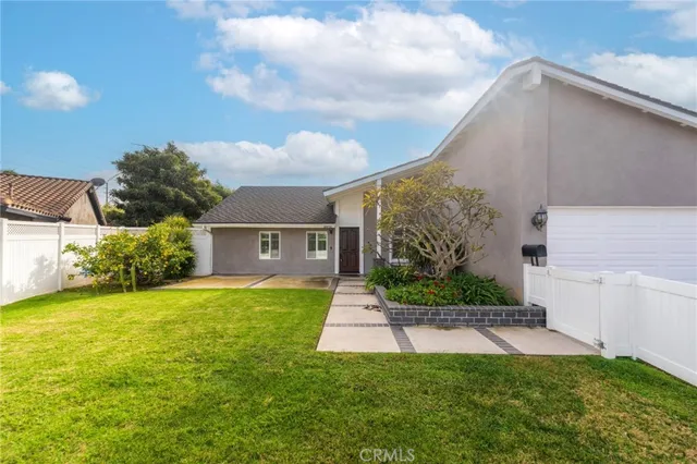 $5,000 | 10092 Dana Drive, Huntington Beach, CA 92646