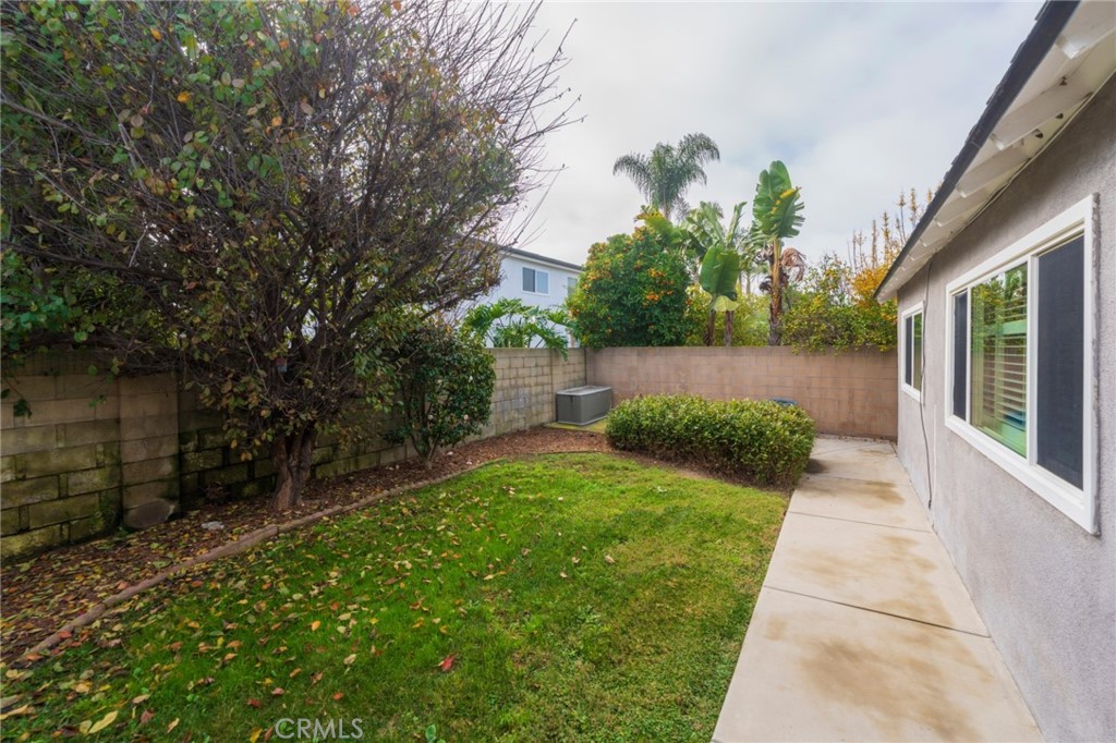 10092 Dana Drive Huntington Beach, CA 92646 - Photo 27 of 33