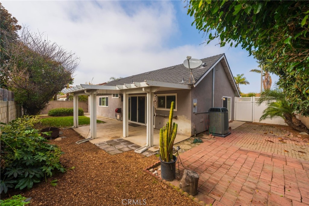 10092 Dana Drive Huntington Beach, CA 92646 - Photo 31 of 33