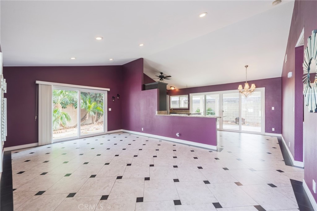 10092 Dana Drive Huntington Beach, CA 92646 - Photo 5 of 33