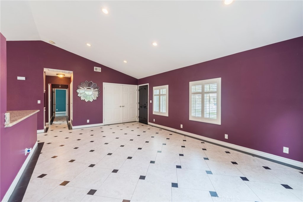 10092 Dana Drive Huntington Beach, CA 92646 - Photo 7 of 33