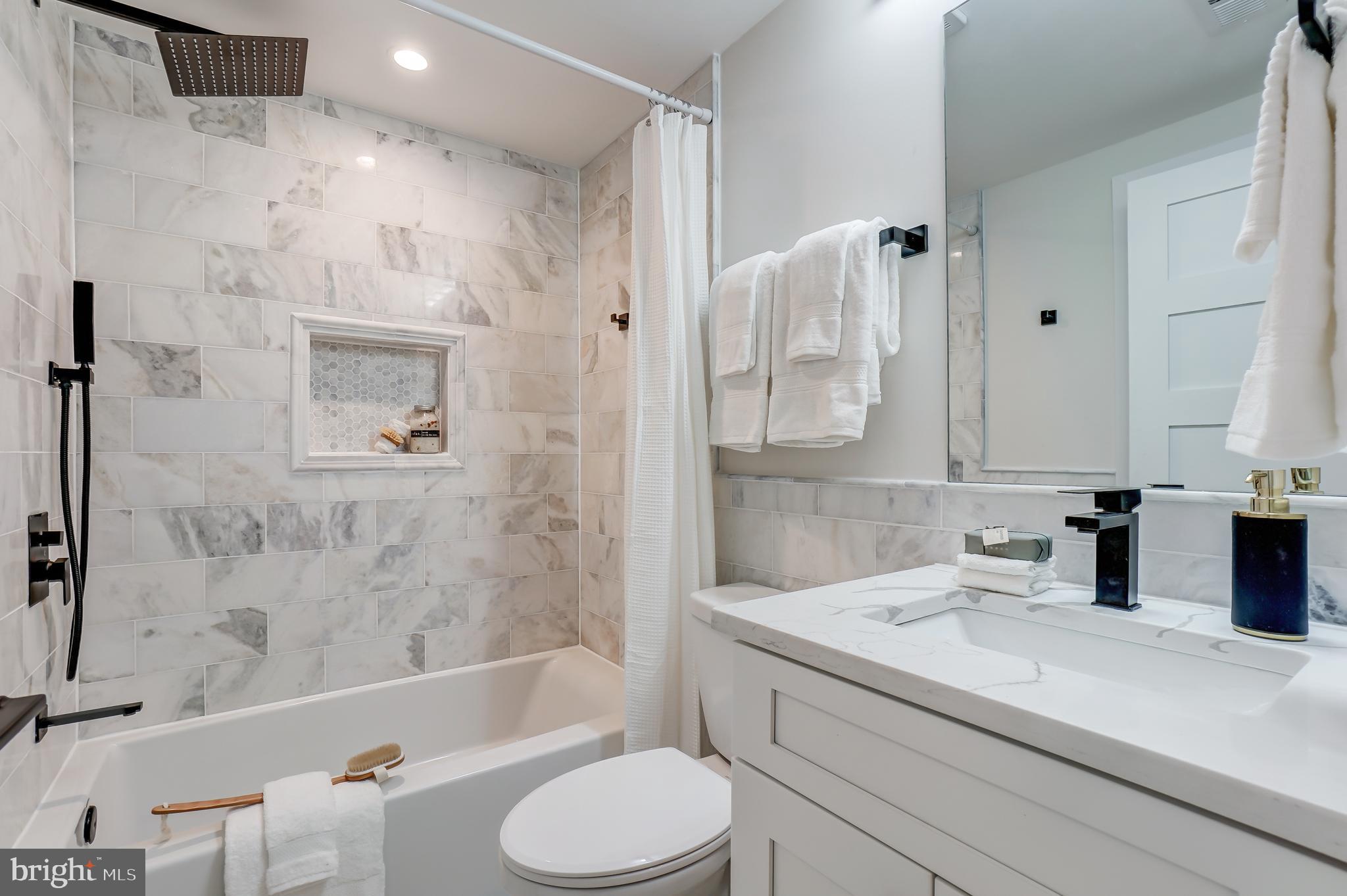 729 Park Road Northwest Washington, DC 20010 - Photo 20 of 22 Gallery Image 20