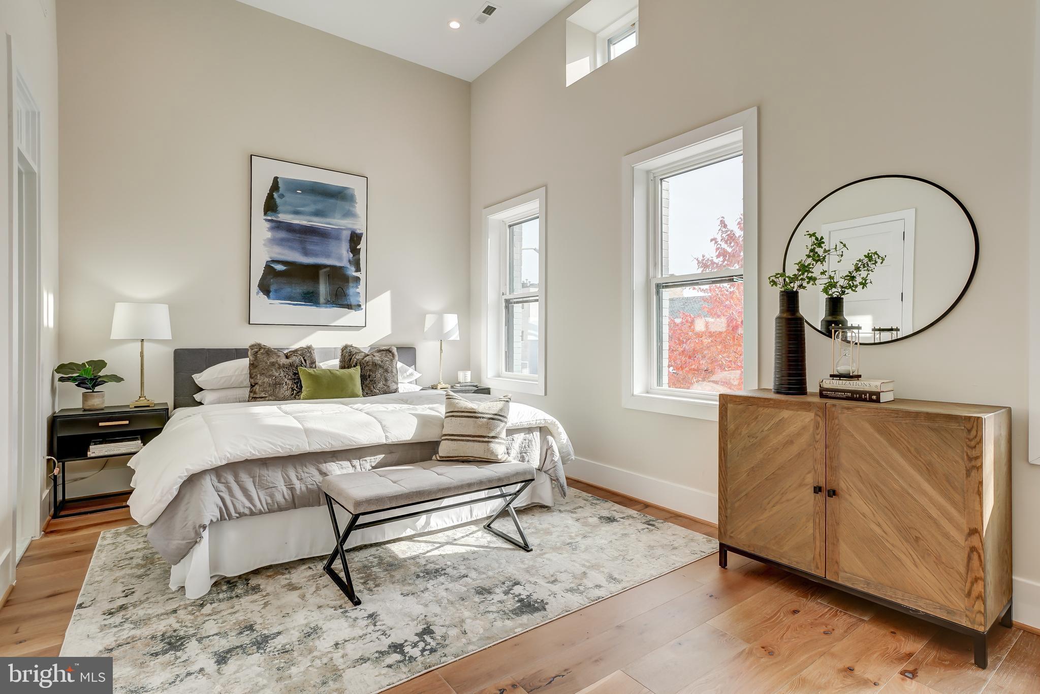 729 Park Road Northwest Washington, DC 20010 - Photo 10 of 22 Gallery Image 10