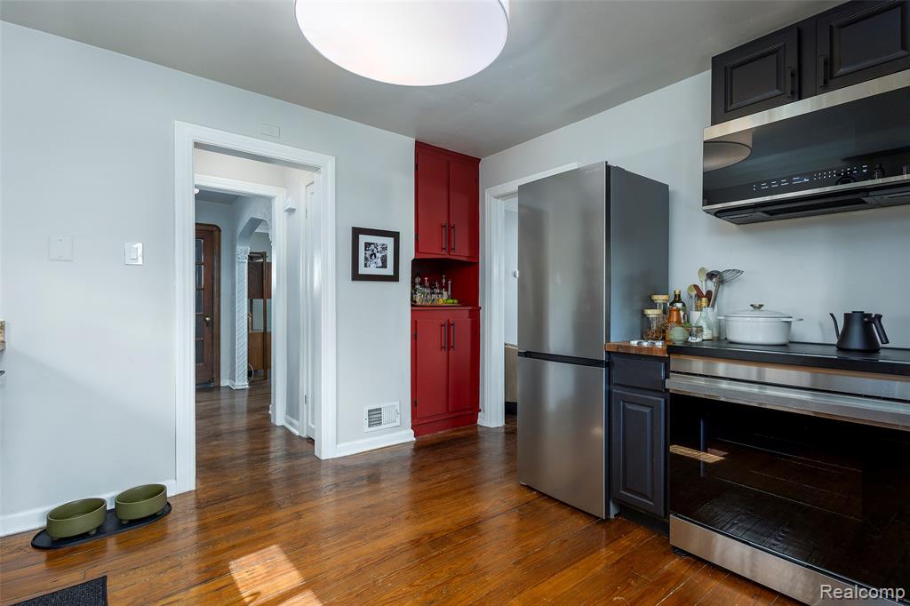 3930 Yorkshire Road Detroit, MI 48224 - Photo 15 of 41 Gallery Image 15
