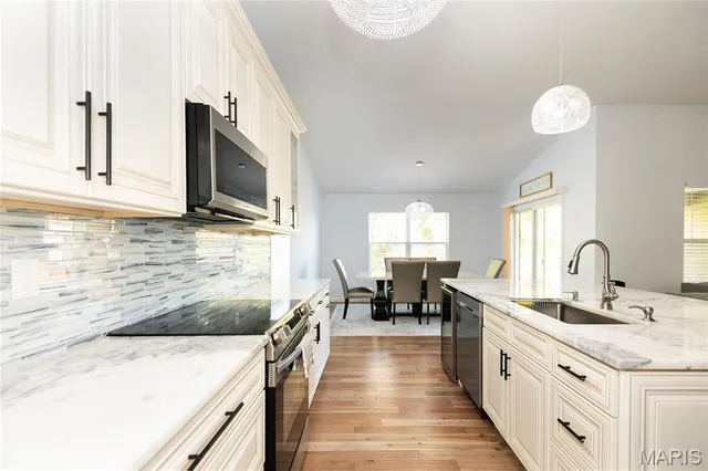 $379,900 | 1108 Timber Creek Lane, Imperial, MO 63052