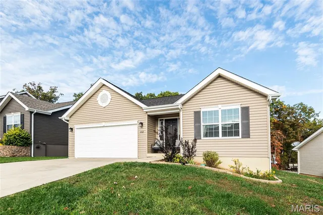 $379,900 | 1108 Timber Creek Lane, Imperial, MO 63052