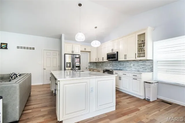 $379,900 | 1108 Timber Creek Lane, Imperial, MO 63052