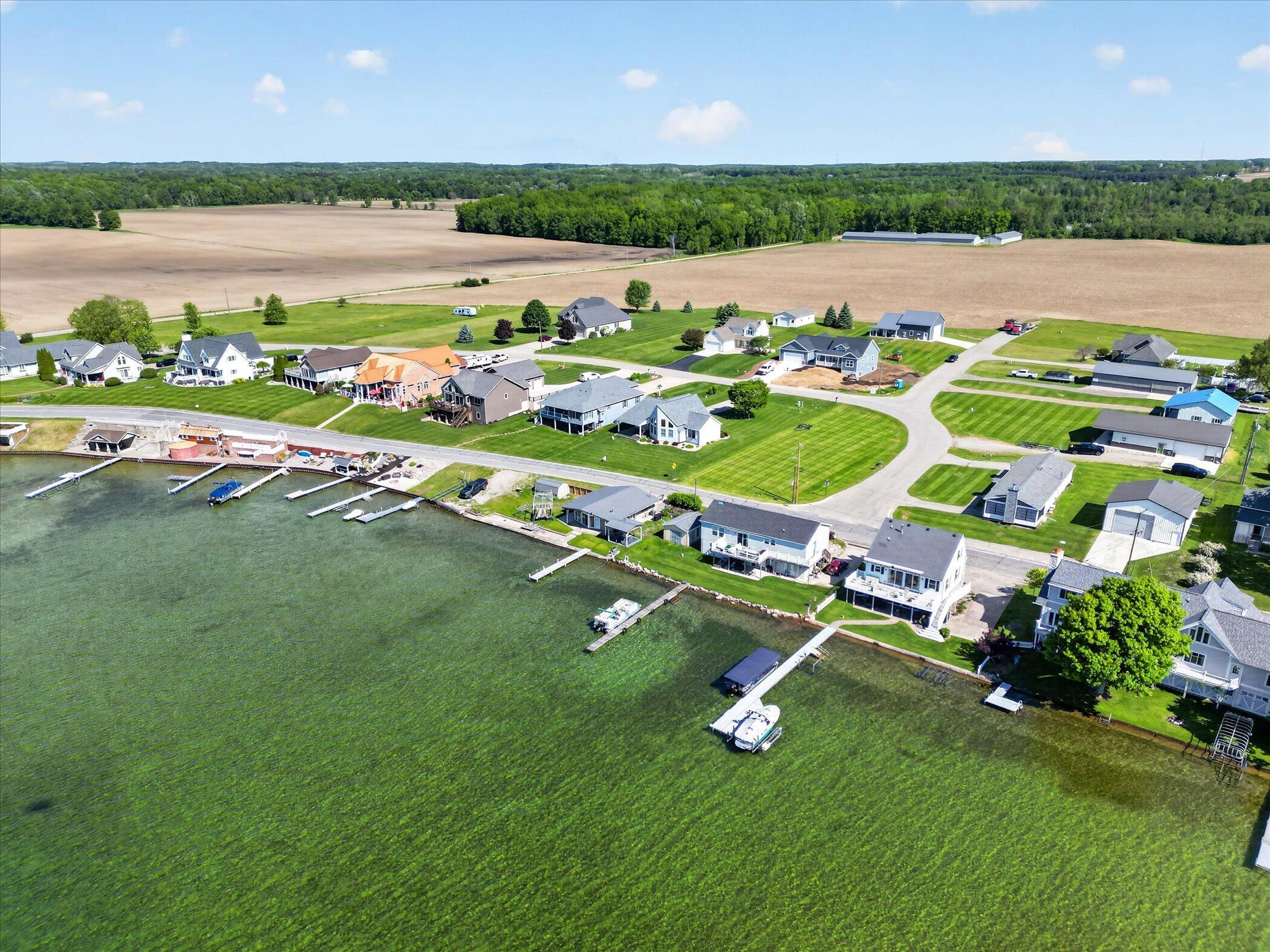 6642 Spinnaker Road Crystal, MI 48818 - Photo 8 of 19 07-6642-Spinnaker-Rd-Crystal-MI-48818-Wi