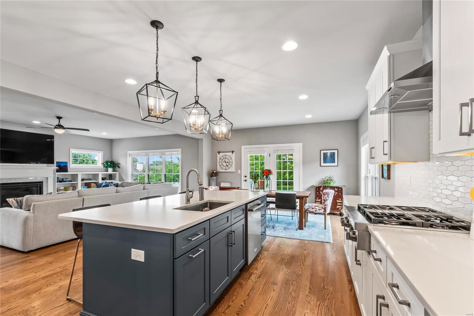 2408 High School Drive St. Louis, MO 63144 - Photo 11 of 27