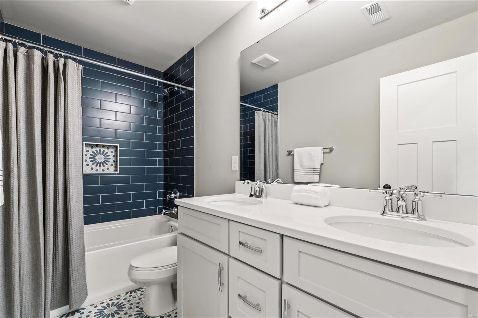 2408 High School Drive St. Louis, MO 63144 - Photo 20 of 27