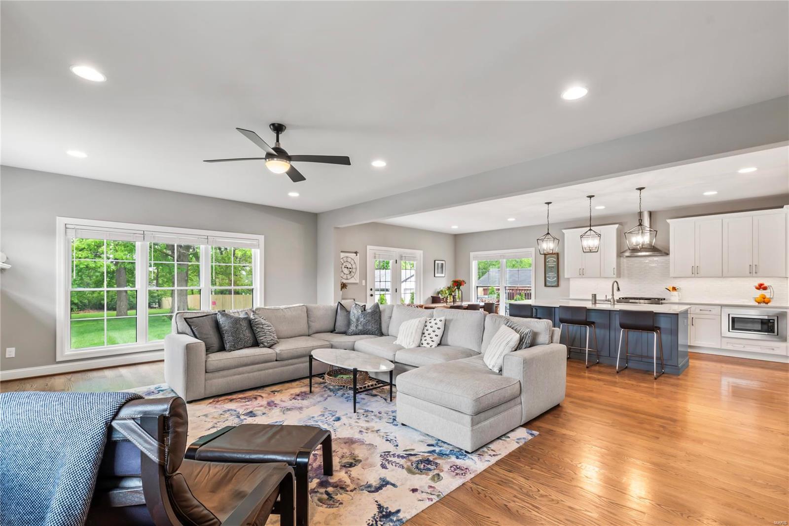 2408 High School Drive St. Louis, MO 63144 - Photo 6 of 27