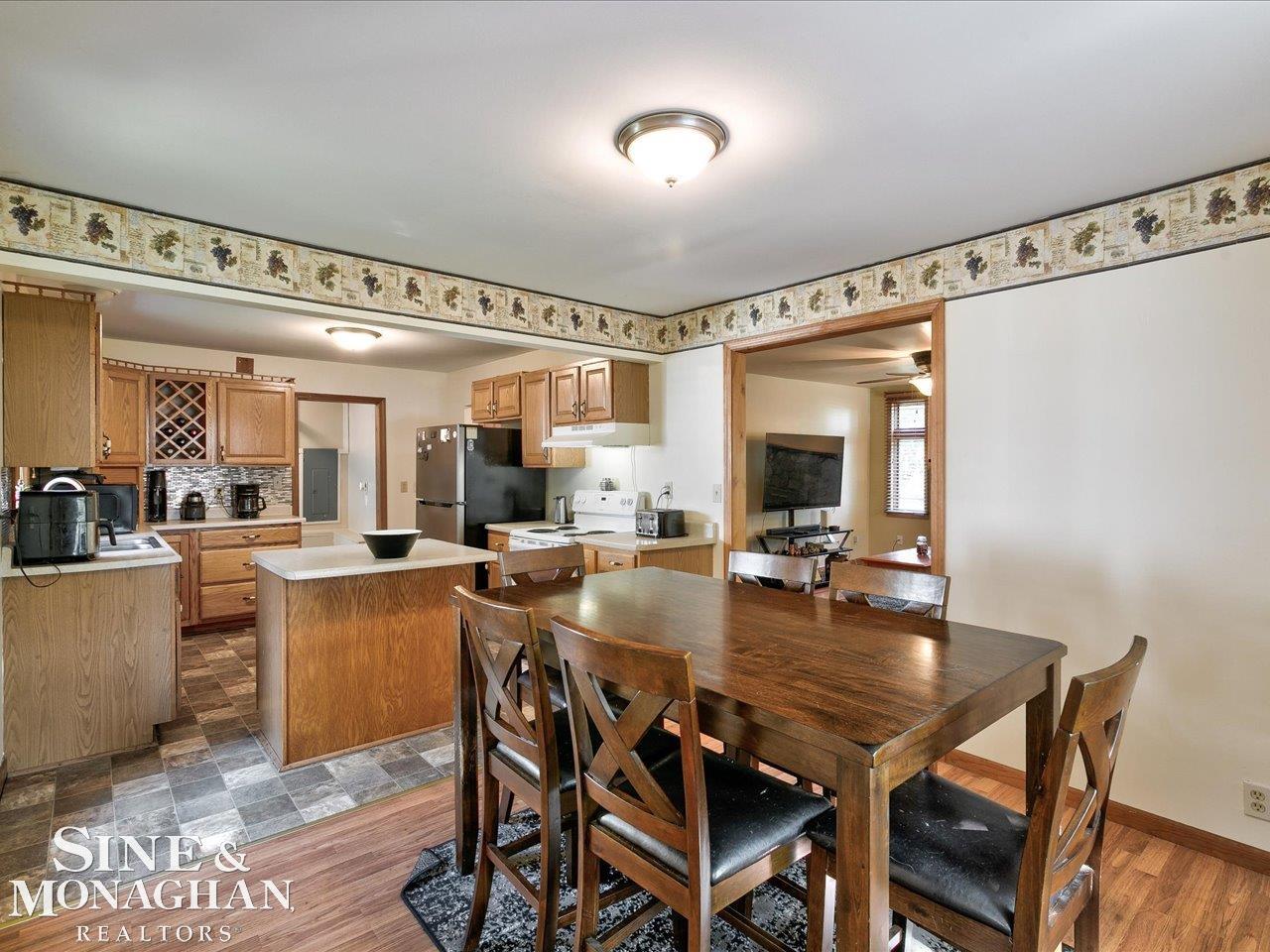 7205 Dogwood Road Lexington, MI 48450 - Photo 10 of 31
