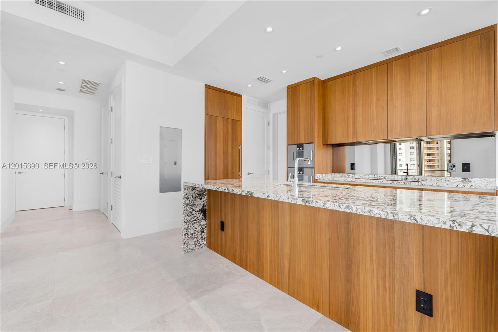 175 Southeast 25th Road, Unit 1203 Miami, FL 33129 - Photo 16 of 93