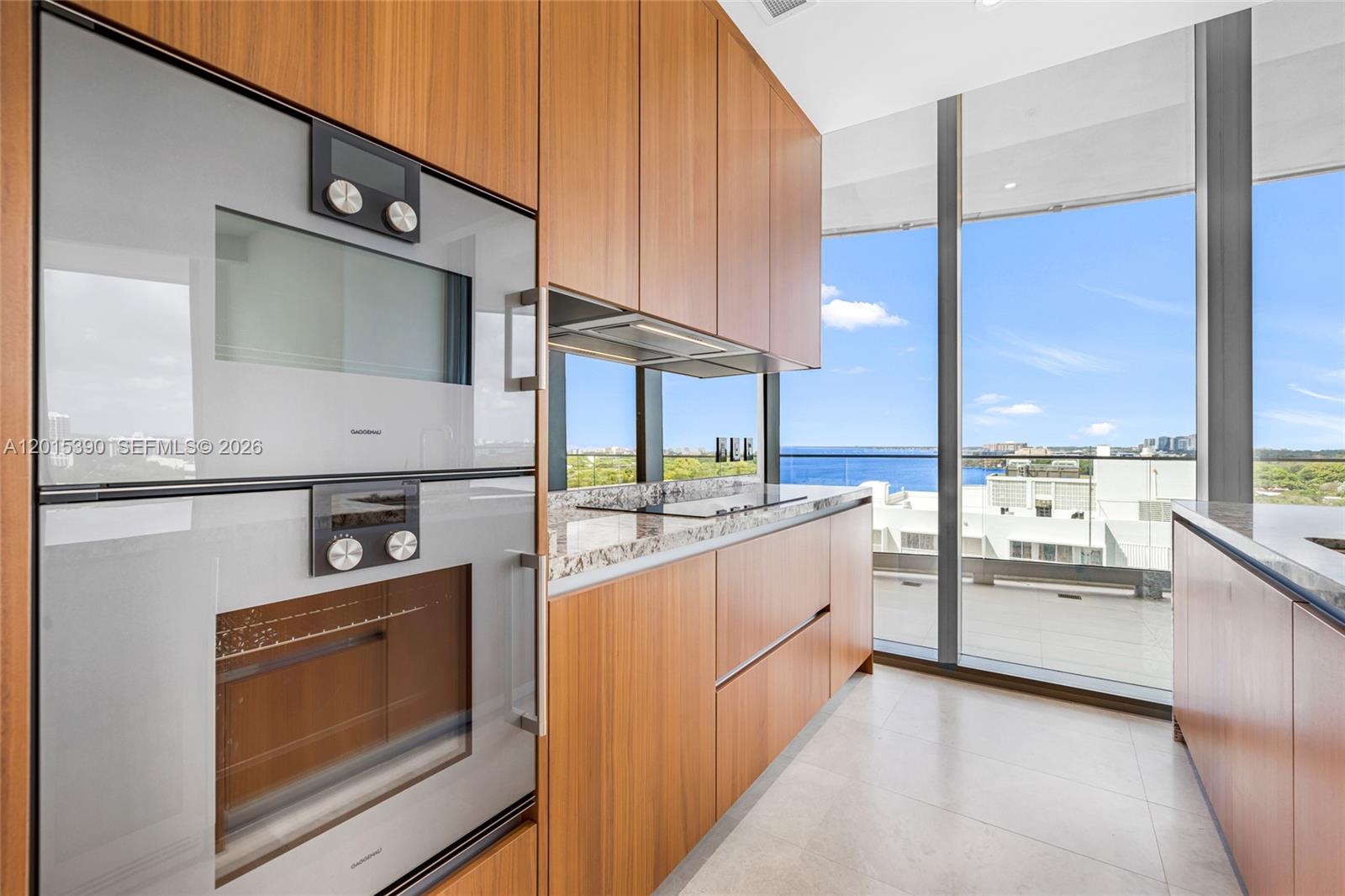 175 Southeast 25th Road, Unit 1203 Miami, FL 33129 - Photo 23 of 93
