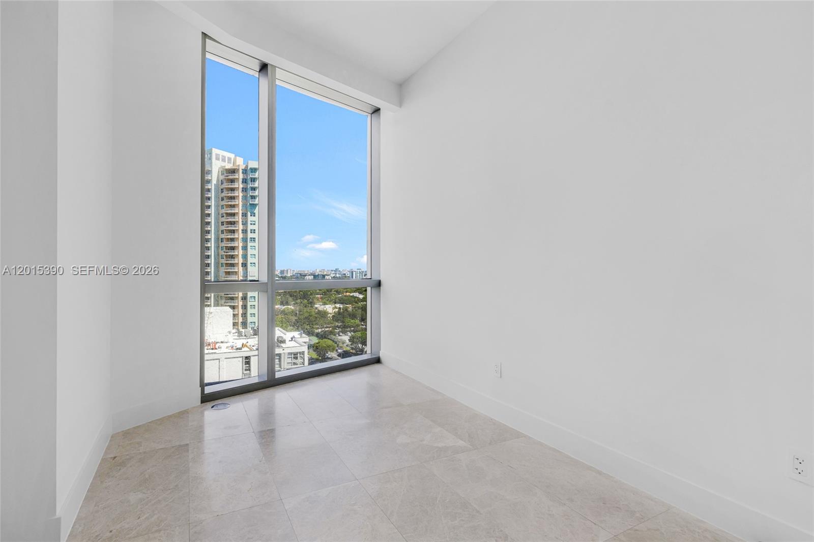 175 Southeast 25th Road, Unit 1203 Miami, FL 33129 - Photo 9 of 93