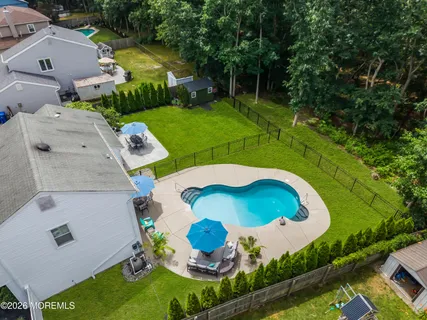 $575,000 | 1466 Arapaho Court, Toms River, NJ 08755