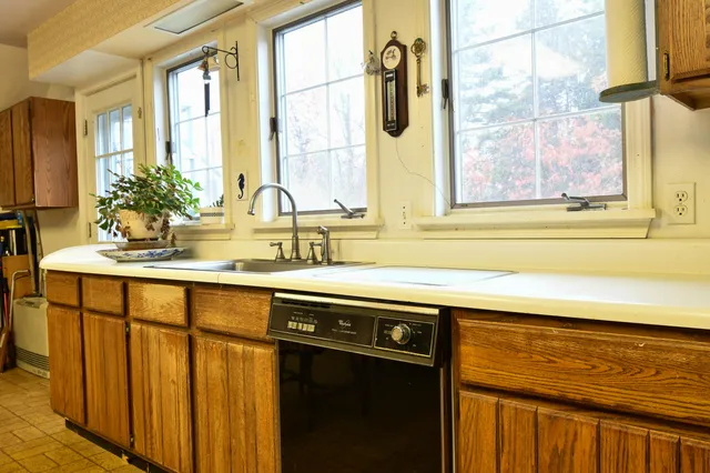 $499,000 | 1427 Highway 3, Bar Harbor, ME 04609