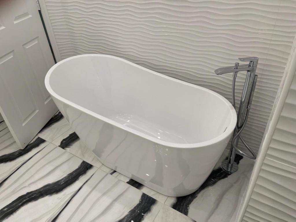 7196 Via Palomar Boca Raton, FL 33433 - Photo 22 of 34 the master tub