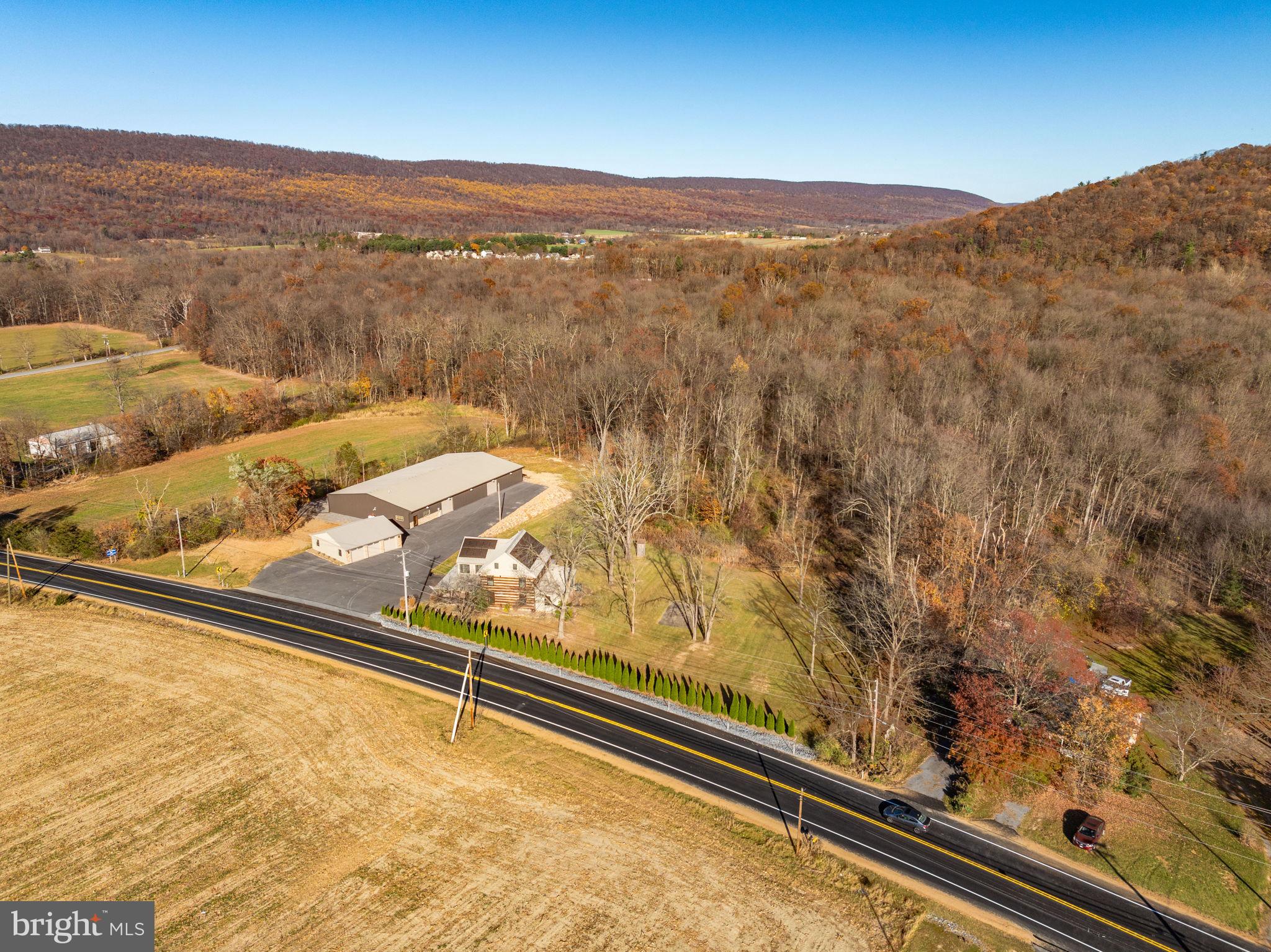 3204 Highway 72 Jonestown, PA 17038 - Photo 61 of 64 a view of a living room and mountain view