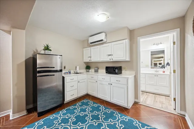 $875,000 | 2232 Glenn Drive, Canyon Lake, TX 78133